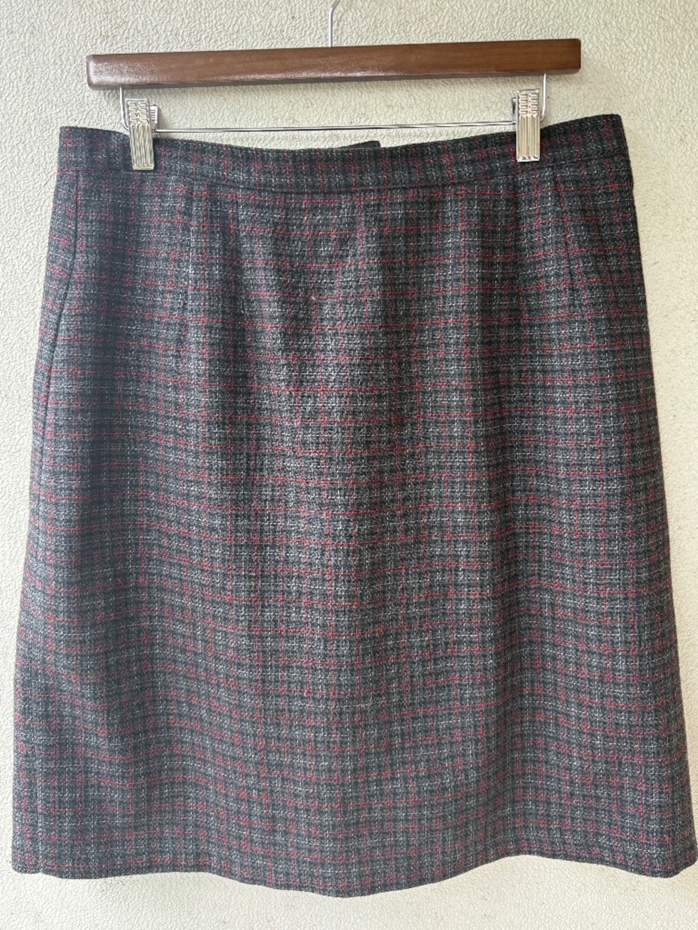 Charcoal Gray Red Windowpane Plaid A-Line Skirt Lined Classic Preppy